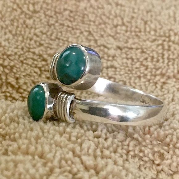 VINTAGE Green Turquoise Sterling Silver Bypass Ring Sz 9.5 - Picture 3 of 8